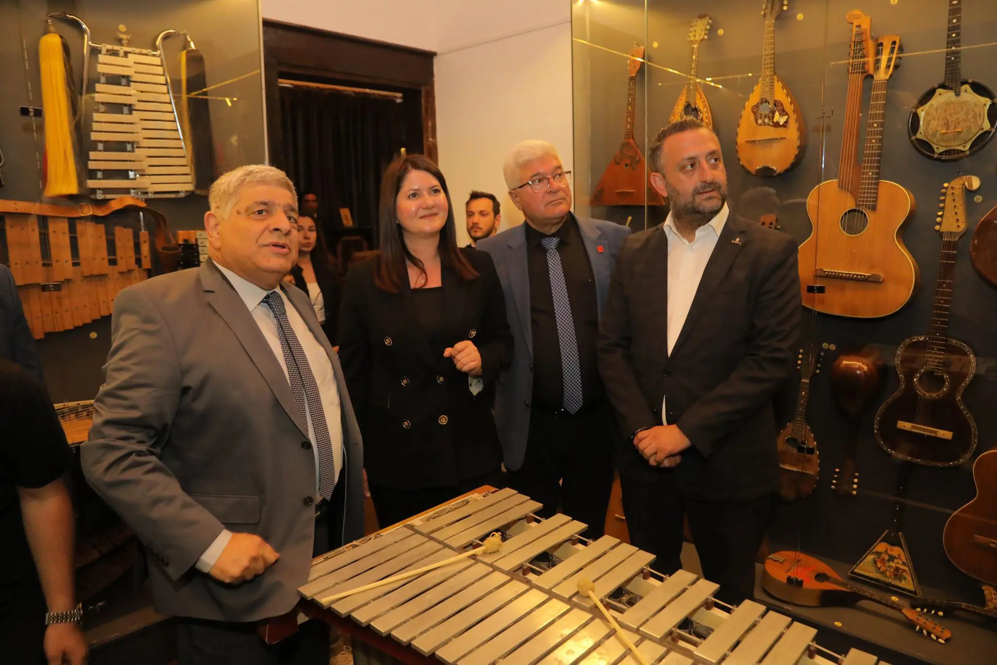 500 ENSTRÜMANLIK KOLEKSİYONUYLA MÜZİK MÜZESİ KAPILARINI AÇTI galeri görseli